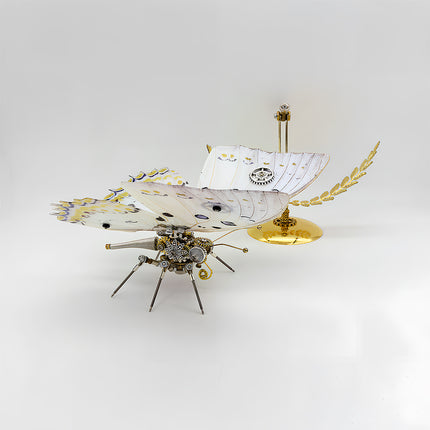 This steampunk white butterfly 3D kit is the perfect “parent-child collaborative craft project”! With intricate wing patterns and delicate gear components, it lets kids experience the joy of assembly while developing fine motor skills through teamwork. Once completed, display it on your desk as a one-of-a-kind “elegant desktop ornament”.
