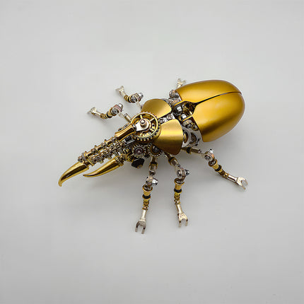 This is a Tablefunny steampunk mechanical beetle 3D metal puzzle kit: Made of gold and silver metal, it replicates the beetle’s form, featuring a shiny gold curved shell paired with a mechanical curved-horn head. Gears, axles and other components are densely arranged on the body and multiple legs—it’s a creatively designed decorative 3D metal model toy.
