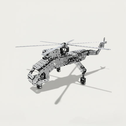 Metall-Kampfhubschrauber-Bausatz – Ein selbst zusammenbaubares, faszinierendes Metallmodell für den Schreibtisch mit mechanisch inspirierten, komplexen und äußerst realistischen Metallkomponenten. Der Zusammenbau verbindet Spaß mit Herausforderung, während die präzise Metallverarbeitung das Modell zu einer auffälligen Wahl für die Schreibtischdekoration macht.