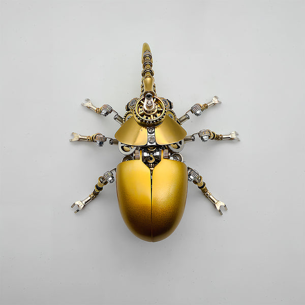 This is a Tablefunny steampunk mechanical beetle 3D metal puzzle kit: Made of gold and silver metal, it replicates the beetle’s form, featuring a shiny gold curved shell paired with a mechanical pointed cone head. Gears, axles and other components are densely arranged on the body and multiple legs, with exquisite craftsmanship and rich details. It enhances a sense of technology and metallic texture via vintage industrial-style elements—a creatively designed decorative 3D metal model toy.