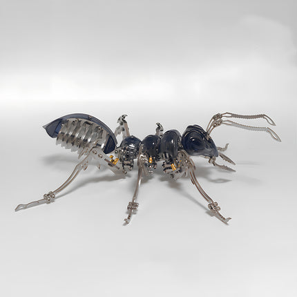 Assembled dark grey and silver mechanical ant model puzzle kit from tablefunny.