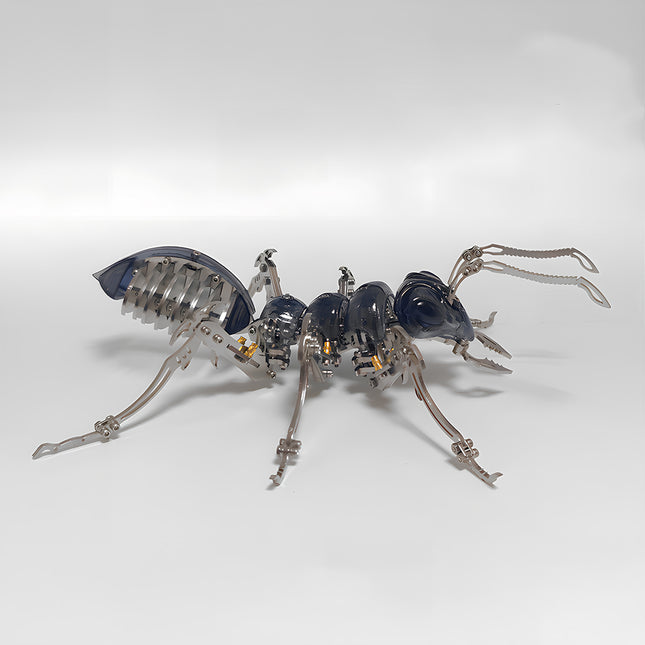Assembled dark grey and silver mechanical ant model puzzle kit from tablefunny.