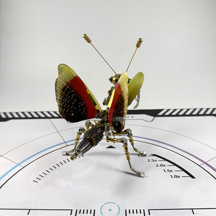 Close-up of the gear-driven body of a steampunk puzzle praying mantis, a stunning metal model for high-end office desktop decoration.
